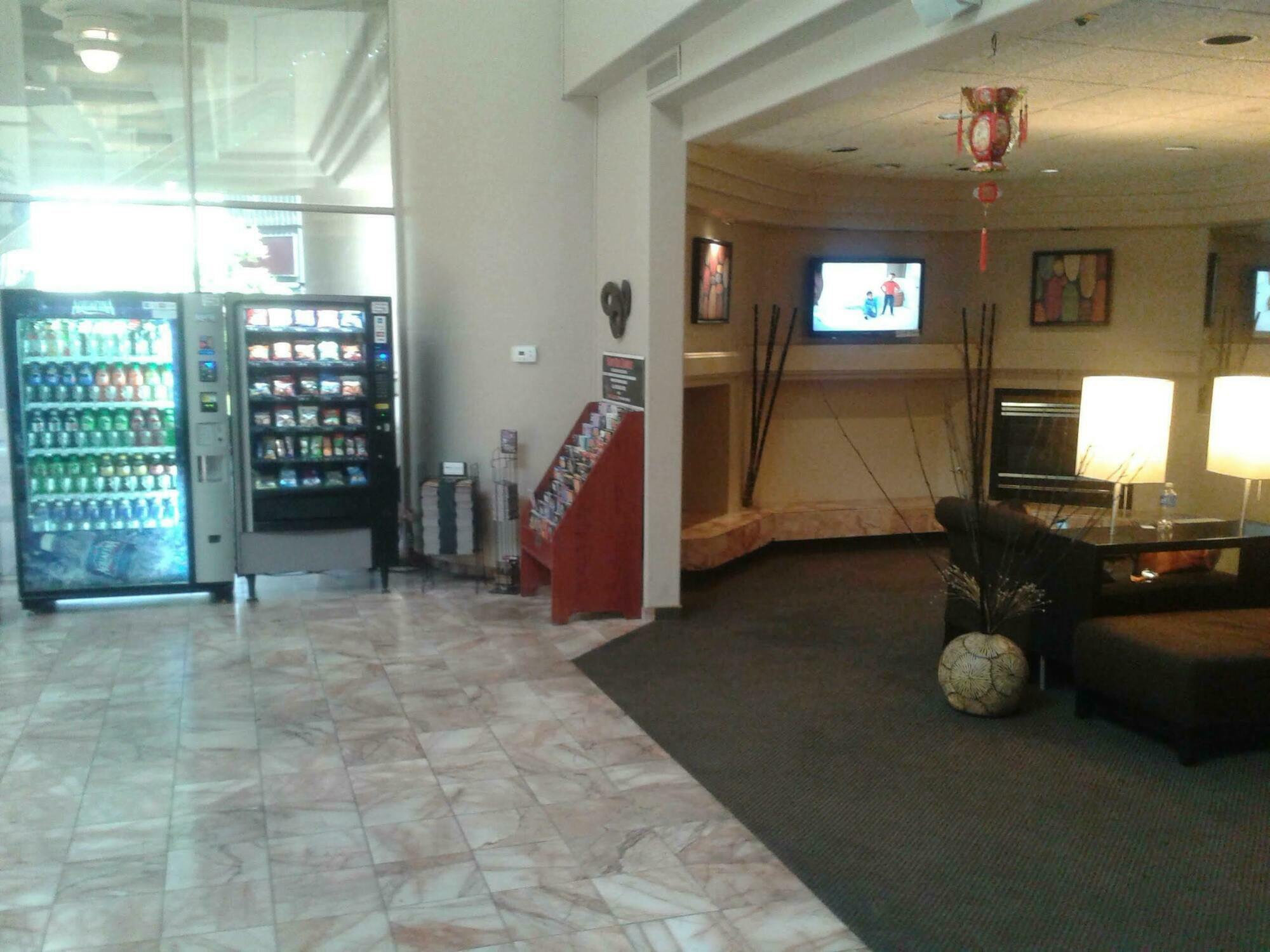 Hotel Ramada Vegas 3*