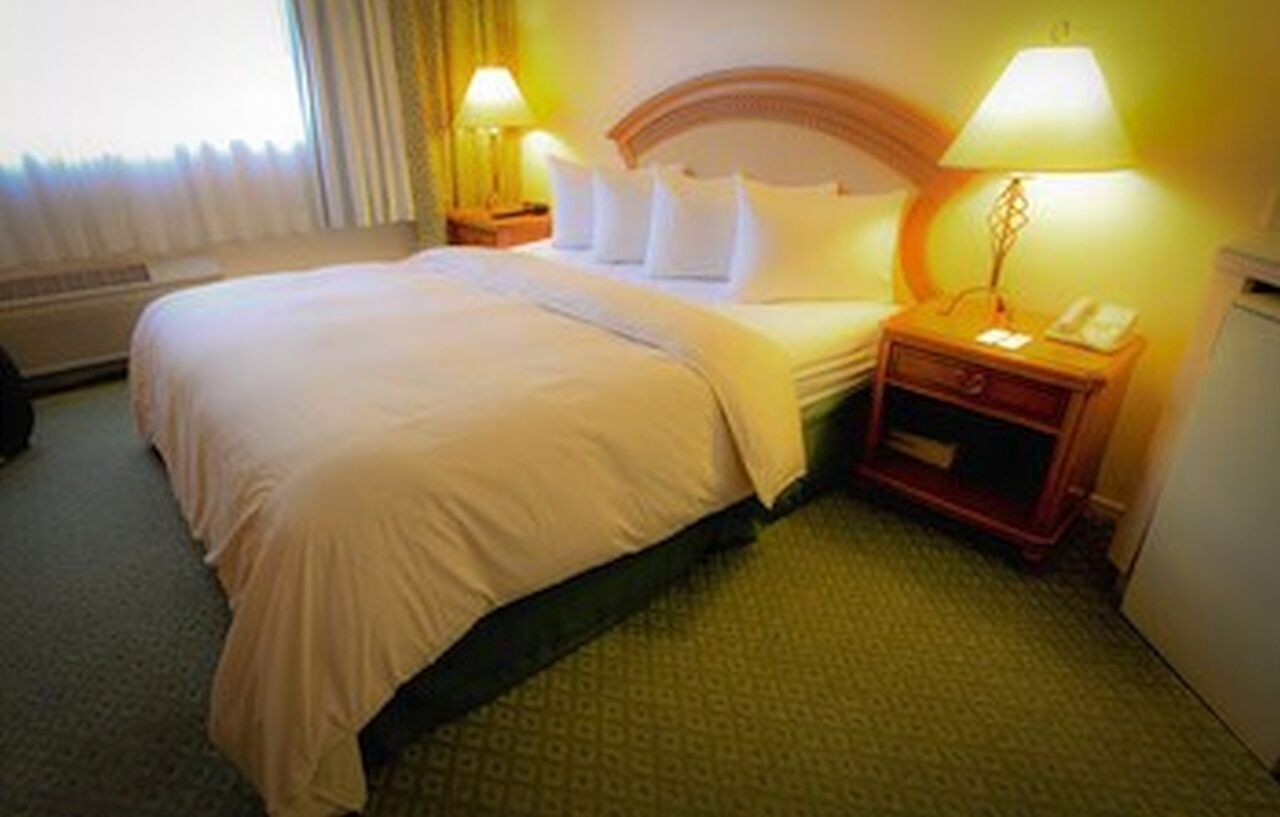 Ramada Vegas