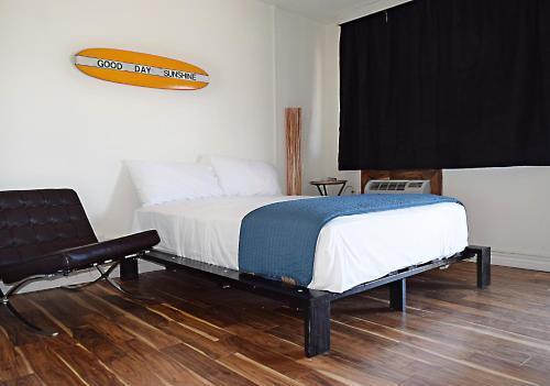 Desert Hills Motel