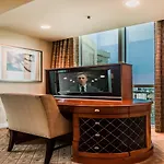 1Br Penthouse-Stripview-Free Parkin-No Resort Fees