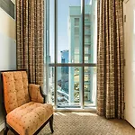 1Br Penthouse-Stripview-Free Parkin-No Resort Fees