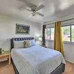 Vintage Las Vegas Oasis Less Than 3 Mi To The Strip!