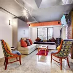 Lvstriphouse Jc408 - Modern 2Bd-2Ba Condo Sleeps 8