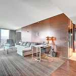 Palms Place Panoramic Luxury Suite