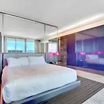 Palms Place Panoramic Luxury Suite