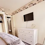 Desert-Star Residence