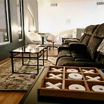 *Entertainment Villa* 5Min To Strip Optional Heated Pool Jacuzzi!