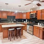 *Entertainment Villa* 5Min To Strip Optional Heated Pool Jacuzzi!