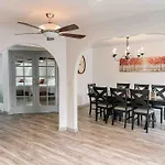 *Entertainment Villa* 5Min To Strip Optional Heated Pool Jacuzzi!