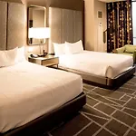 Strip Las Vegas Unit By Luxor And T Mobile Arena Area