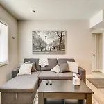 Central Henderson Retreat Near Dining And Lake Mead!