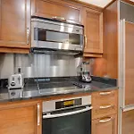 29Th Ph Mgm Signature Suite With A Massive Balcony