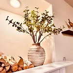 Fragrant Finnish Sauna & Cozy Pool With French 3Br