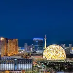 Mgm Signature-34-821 1Br2Ba F1 Strip View Balcony