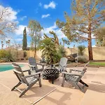 Ranch Style Villa With Pool And Spa