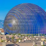 Modern Oasis Steps Away From The Las Vegas Strip