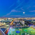 Luxurious 1 Bd/2Bth Premium Suite Mgm Signature W/Balcony