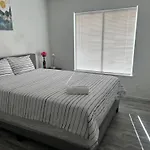 Super 1 Bedroom, Share Bathroom, Kitchen -1