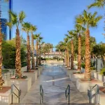 Mgm Signature-25-702 1Bedroom 2Bath Balcony Suite