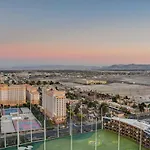 Signature 2Br3Ba Balcony Combo Units 28-602 And 04