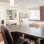 Sonesta Simply Suites Las Vegas Convention Center