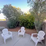 Extended Stay 3 Bedrooms Cozy Townhouse Living