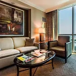 Mgm 03719 Signature Strip View Studio By Voyargo