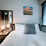 Modern Condo Near Fremont Street
