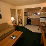 Emerald Suites Convention Center