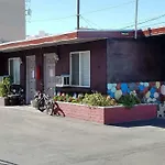 Travelers Bed & Breakfast Hostel