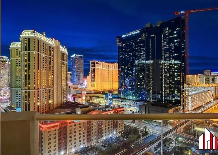Mgm Signature-18-701 1Br2Ba Strip View Balcony