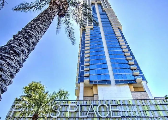 Luxury Suites At Palms Place