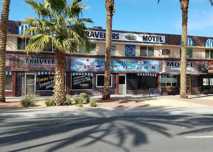 Travelers Bed & Breakfast Hostel