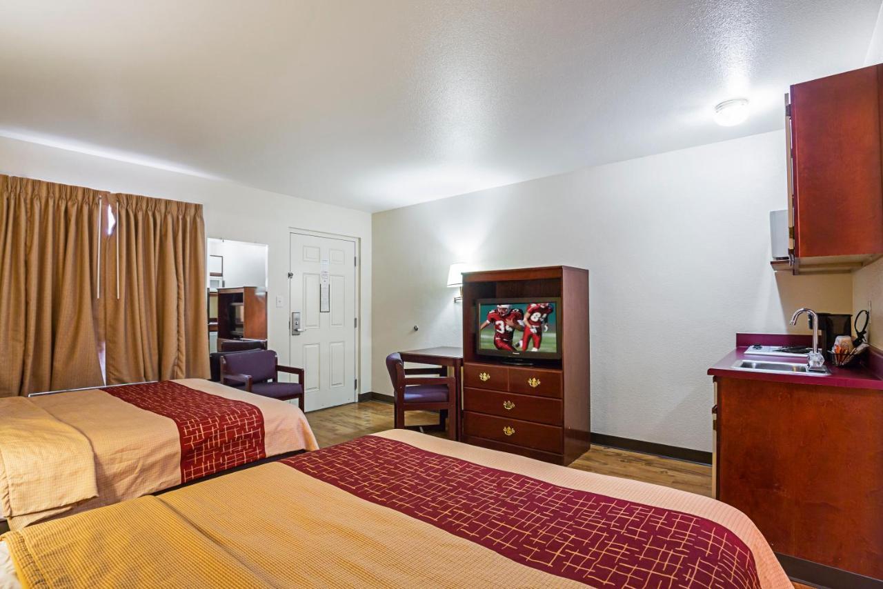 Red Roof Vegas Hotel 2*