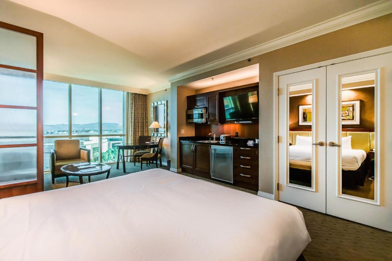 Strip View - No Fee - Free Valet - Mgm 1519