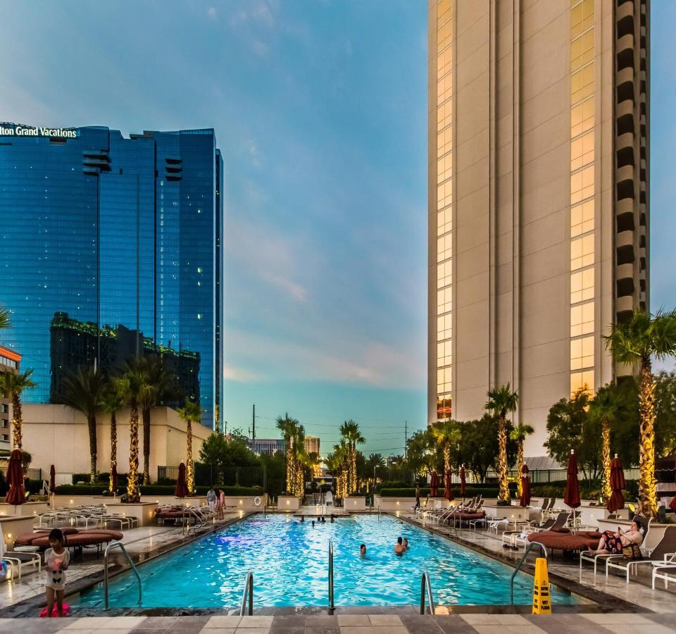 1br Penthouse-stripview-free Parkin-no Fees Las Vegas