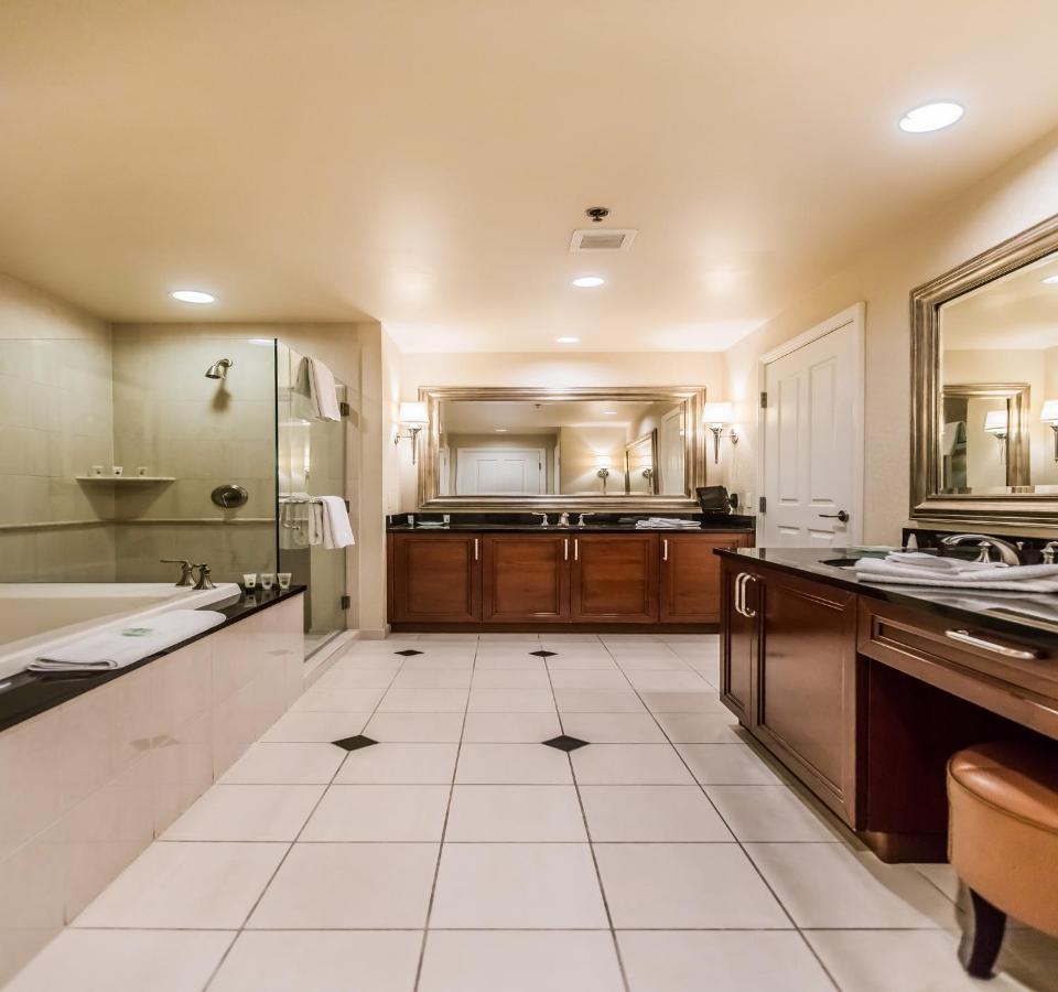 Apartamento 1br Penthouse-stripview-free Parkin-no Fees *