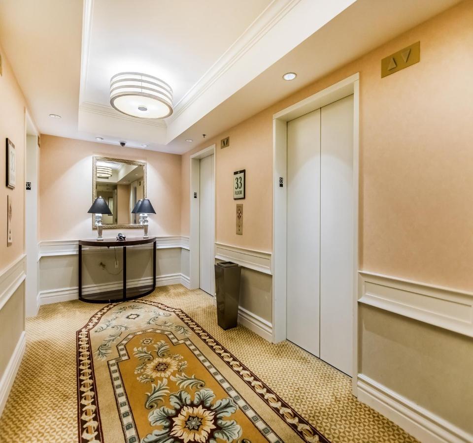 Apartamento 1br Penthouse-stripview-free Parkin-no Fees