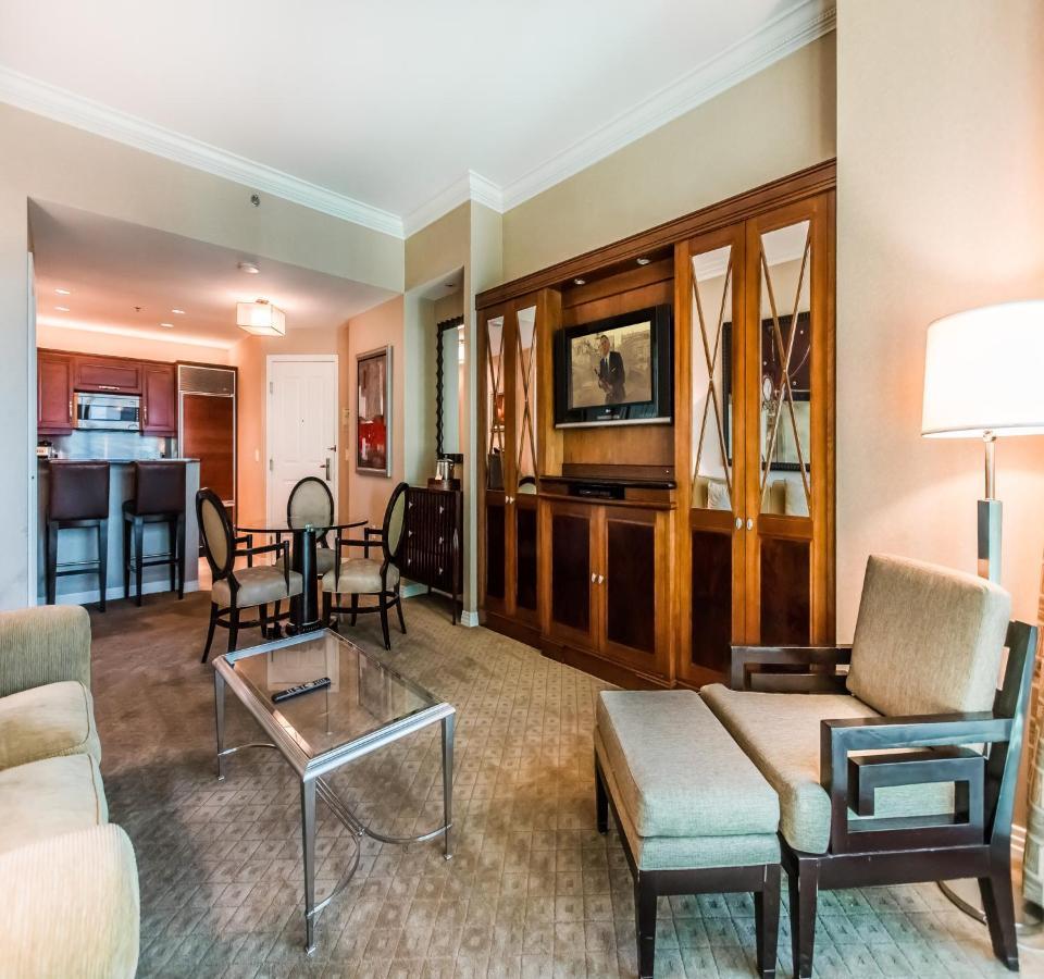 1br Penthouse-stripview-free Parkin-no Fees Las Vegas
