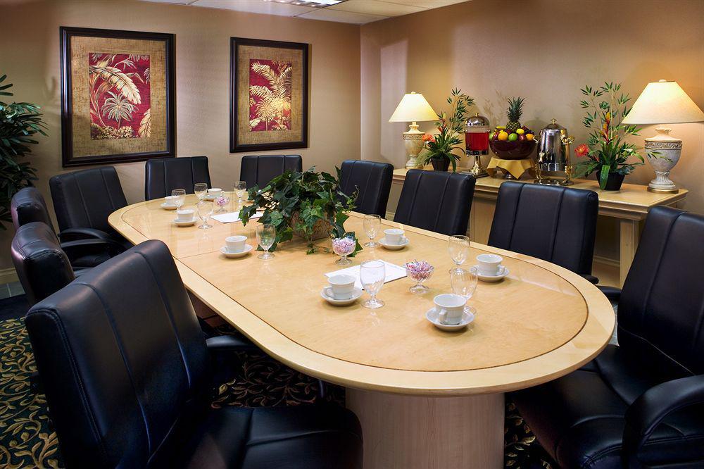 Hilton Grand Vacations Club Flamingo Vegas Resort