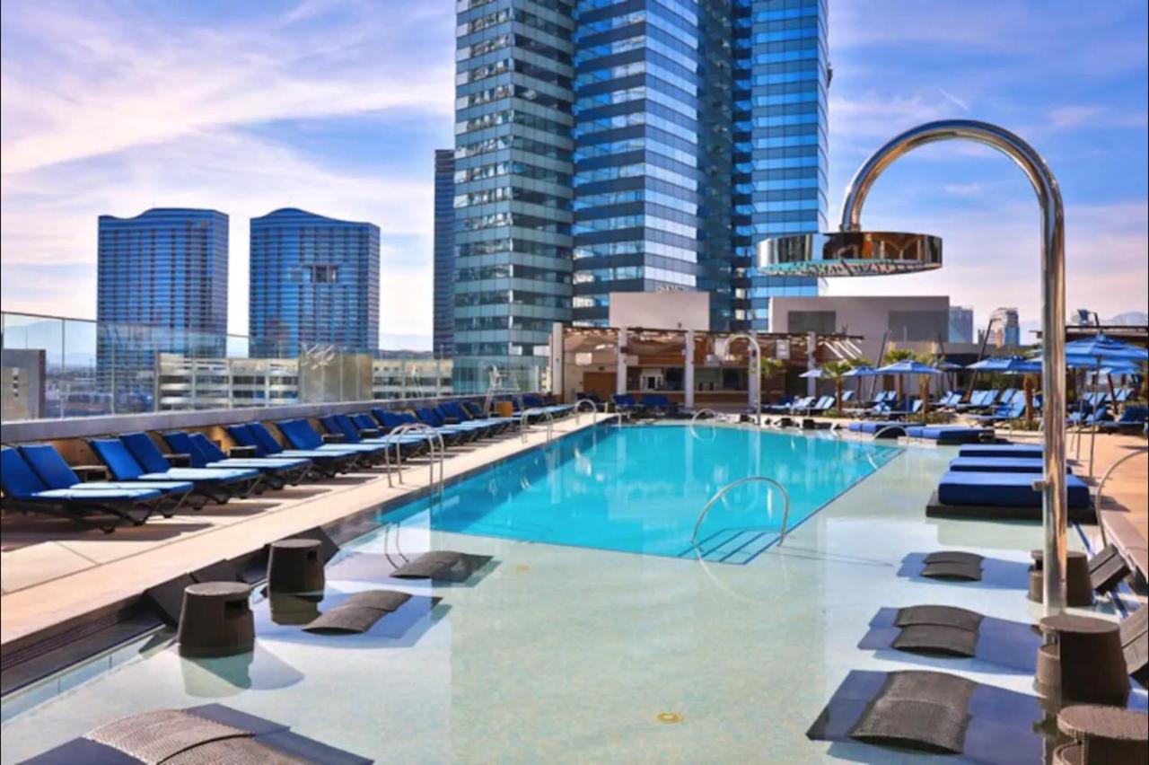 Staytogethersuites 760 *