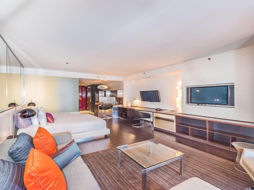 Beautiful High Rise Condo-307 Las Vegas