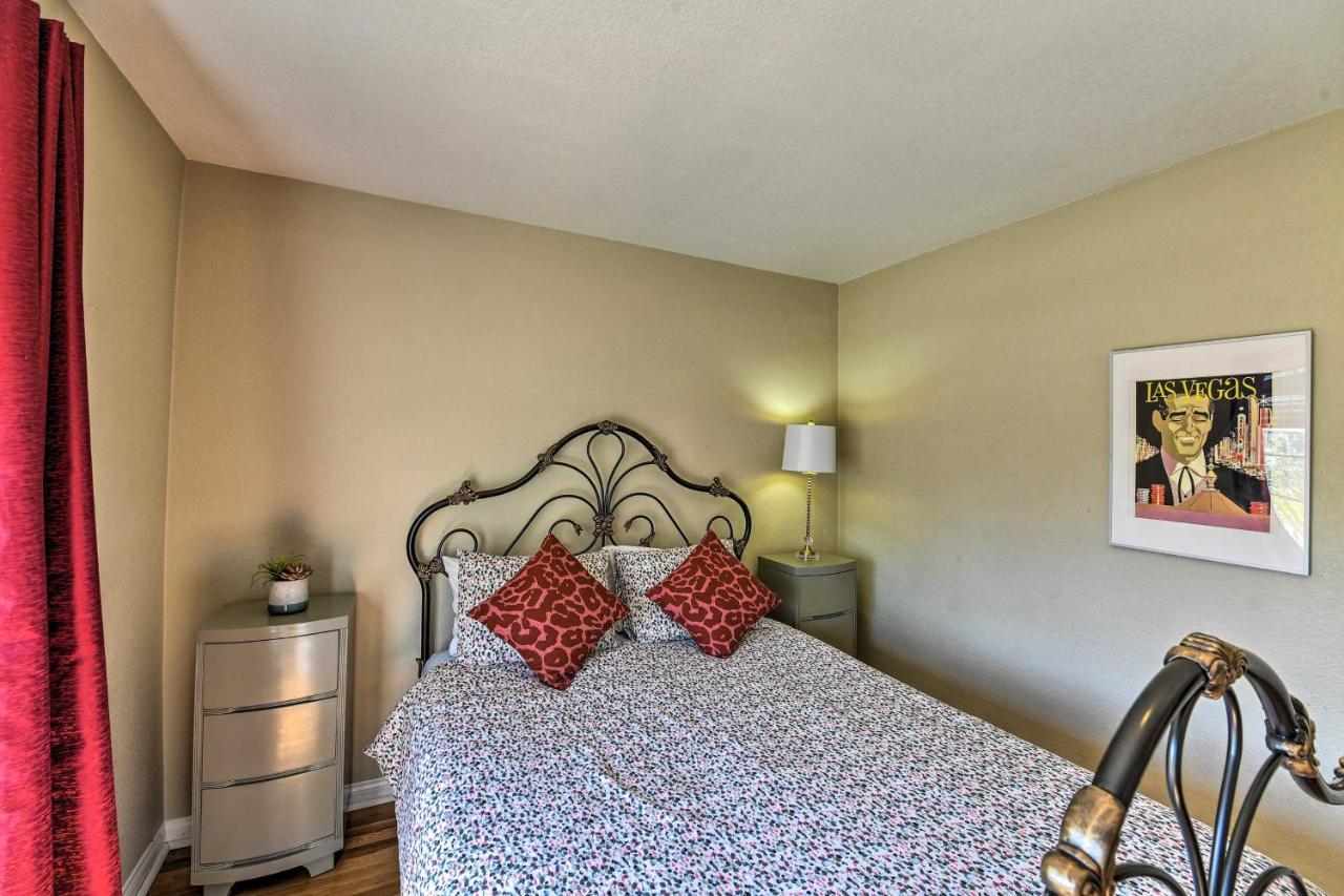 Vintage Downtown Vegas Retreat Less Than 3 Mi To Strip! Сasa de vacaciones *