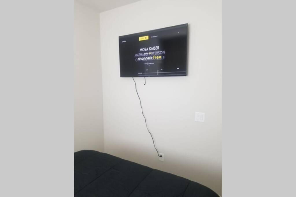 Beautiful Townhouse With King Suite! Сasa de vacaciones Las Vegas