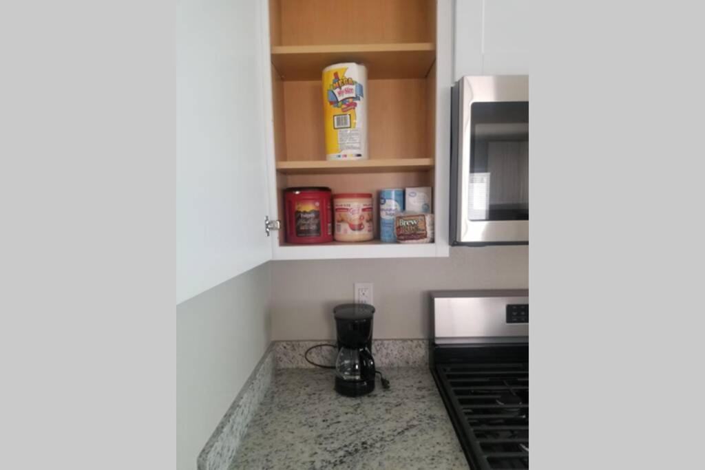 Beautiful Townhouse With King Suite! * Las Vegas