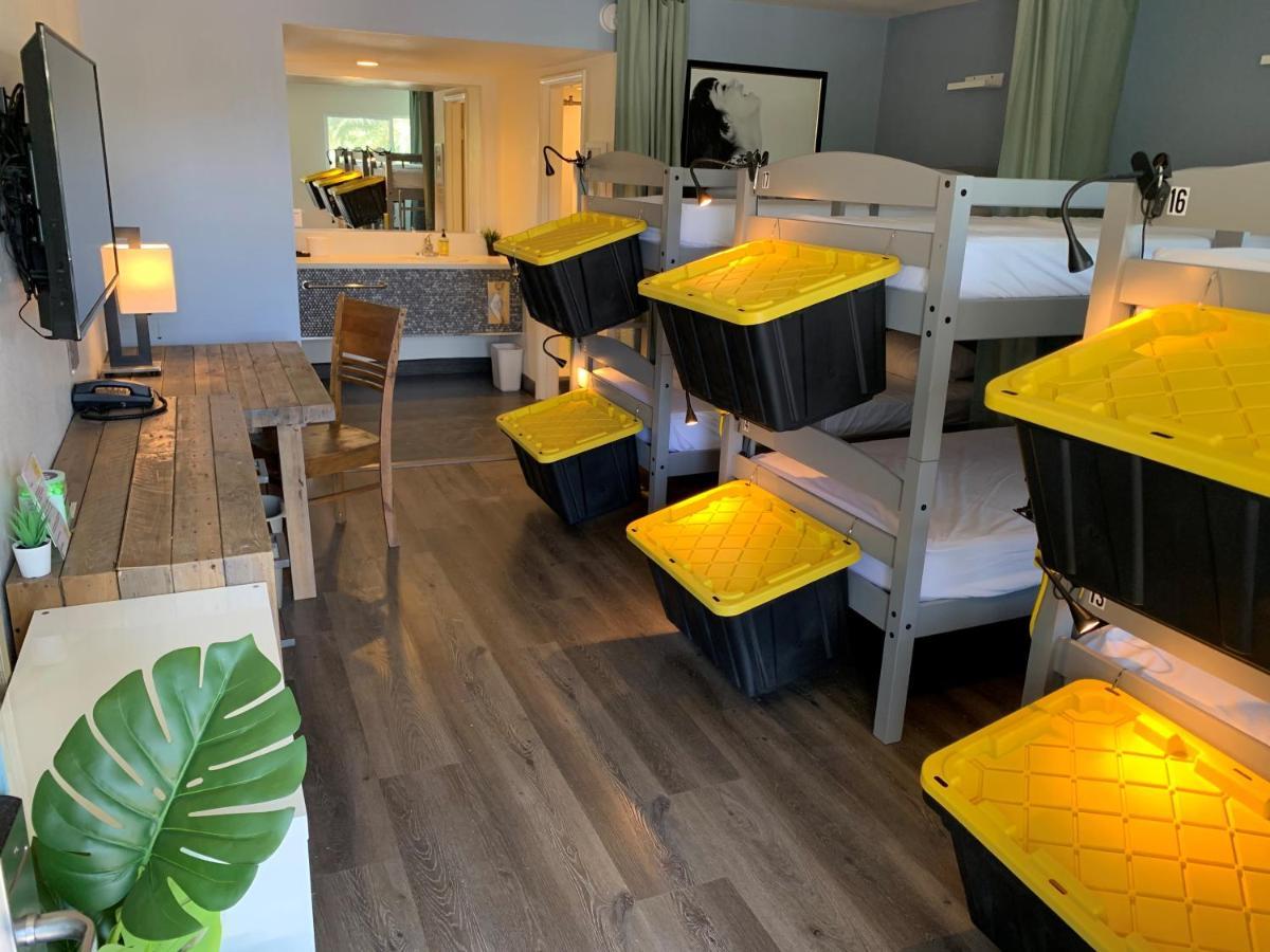 Hostal Bposhtels Vegas *