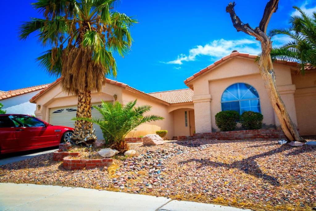 Luxury 1900 Sq Ft House Huge 46 Ft Pool & Hot Сasa de vacaciones