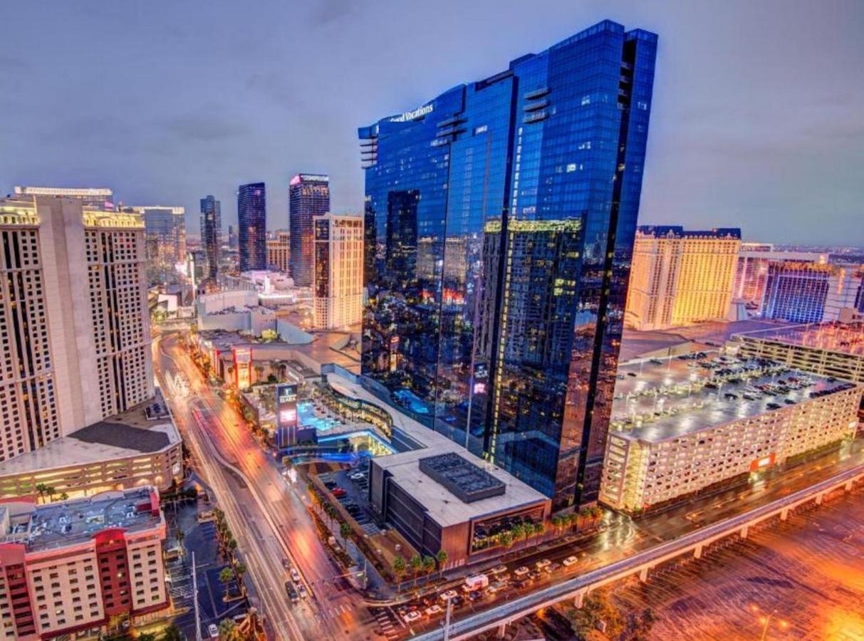 At Elara Vegas Strip-no Fees Apartahotel