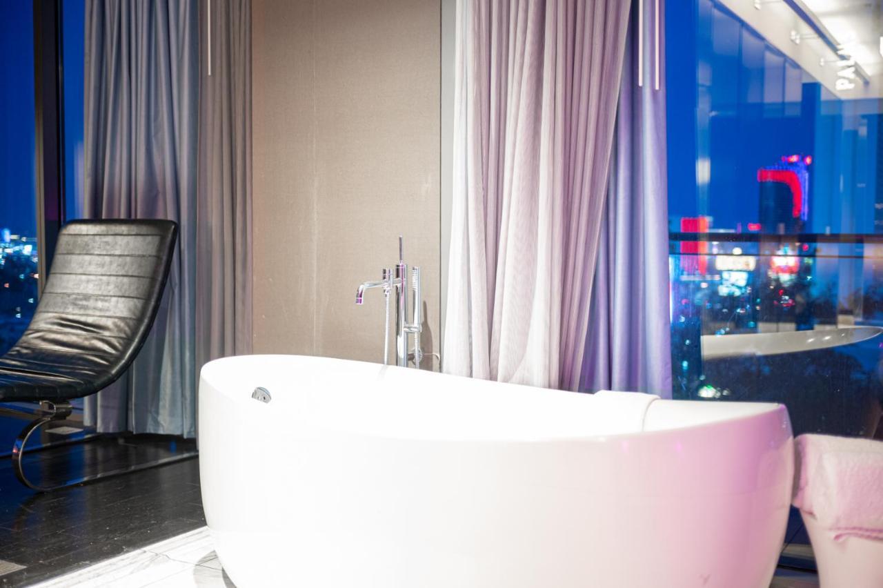 Palms Place Apartahotel *