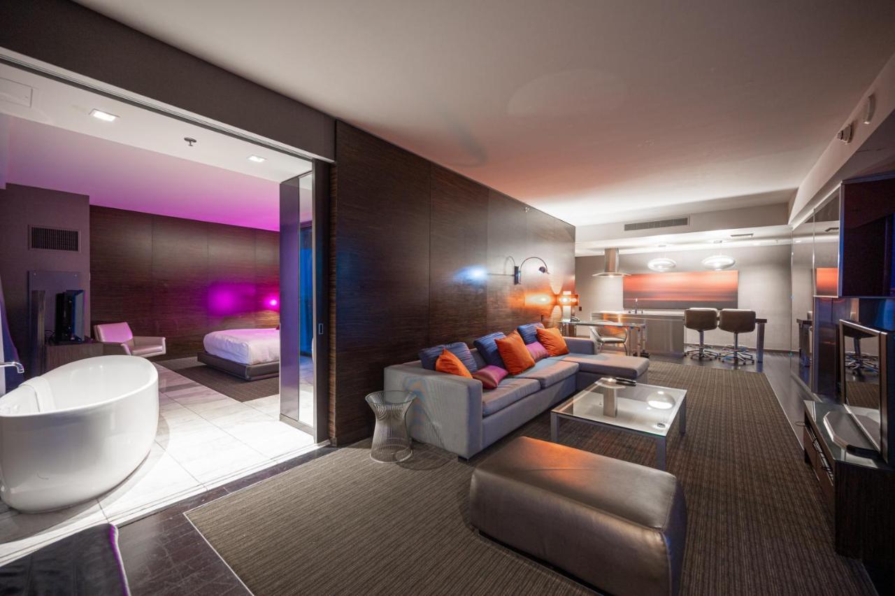 Palms Place Apartahotel *